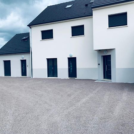 Loft Evasion , Parking Gratuit , 5 Min Auxerre Apartment Moneteau Exterior photo